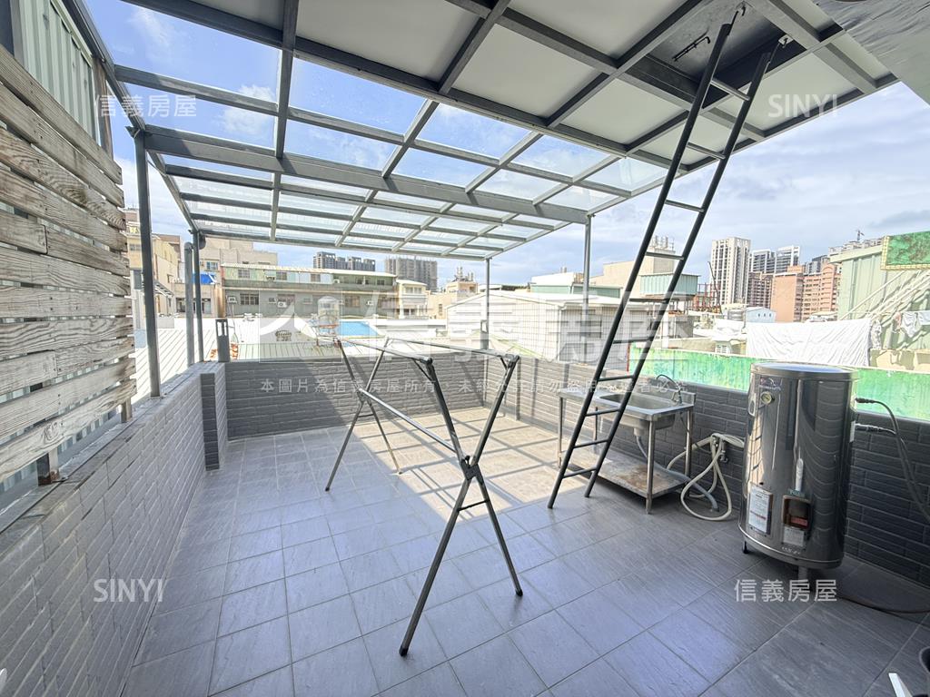 精裝の美透輕鬆入住房屋室內格局與周邊環境