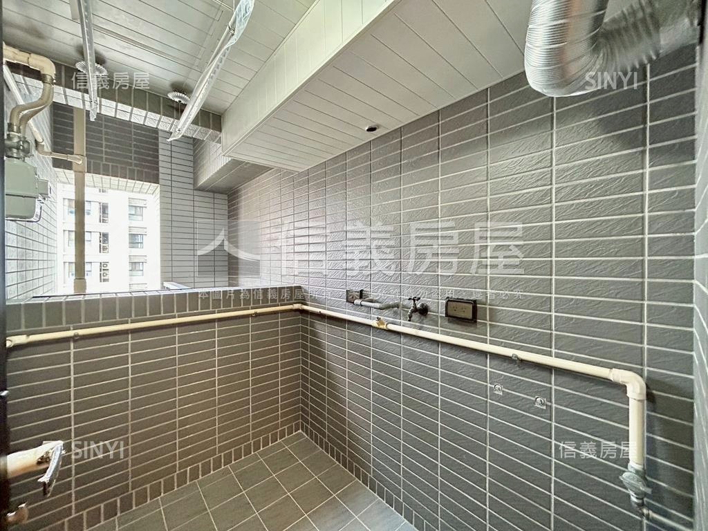 國泰禾高樓層三房房屋室內格局與周邊環境