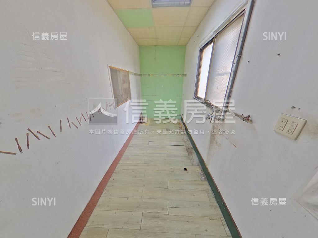 中華西路店面２房屋室內格局與周邊環境