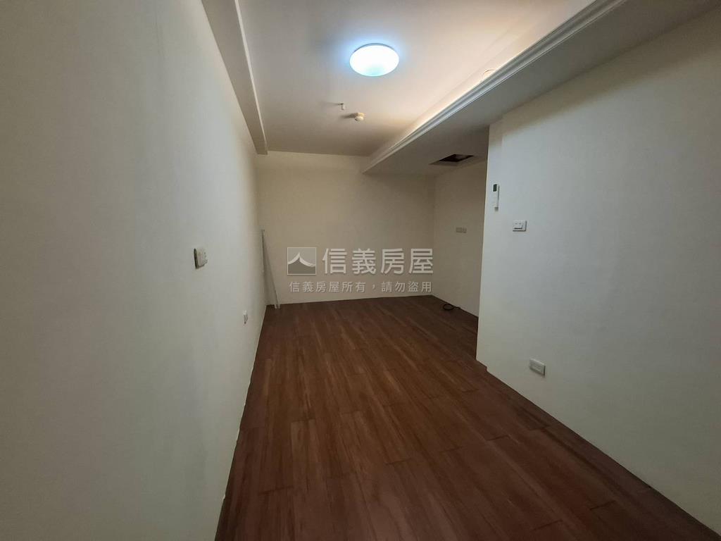 葛萊美高樓優質１＋１房房屋室內格局與周邊環境