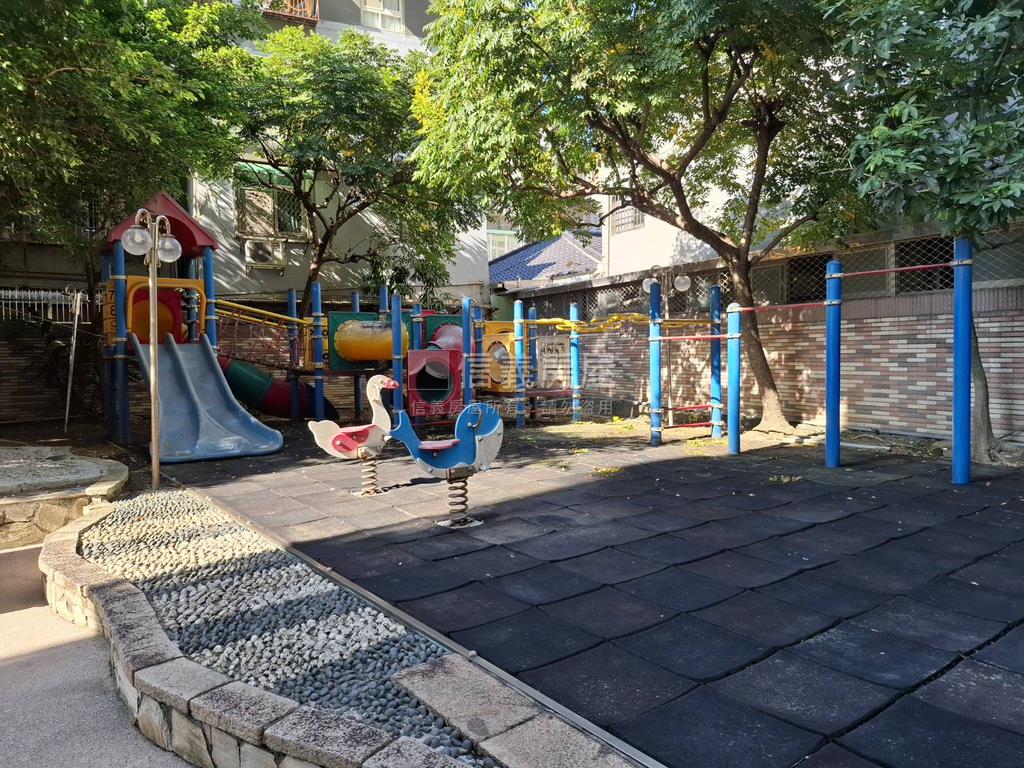 葛萊美高樓優質１＋１房房屋室內格局與周邊環境