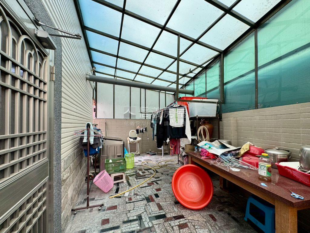 永康大地坪面寬雙車墅房屋室內格局與周邊環境