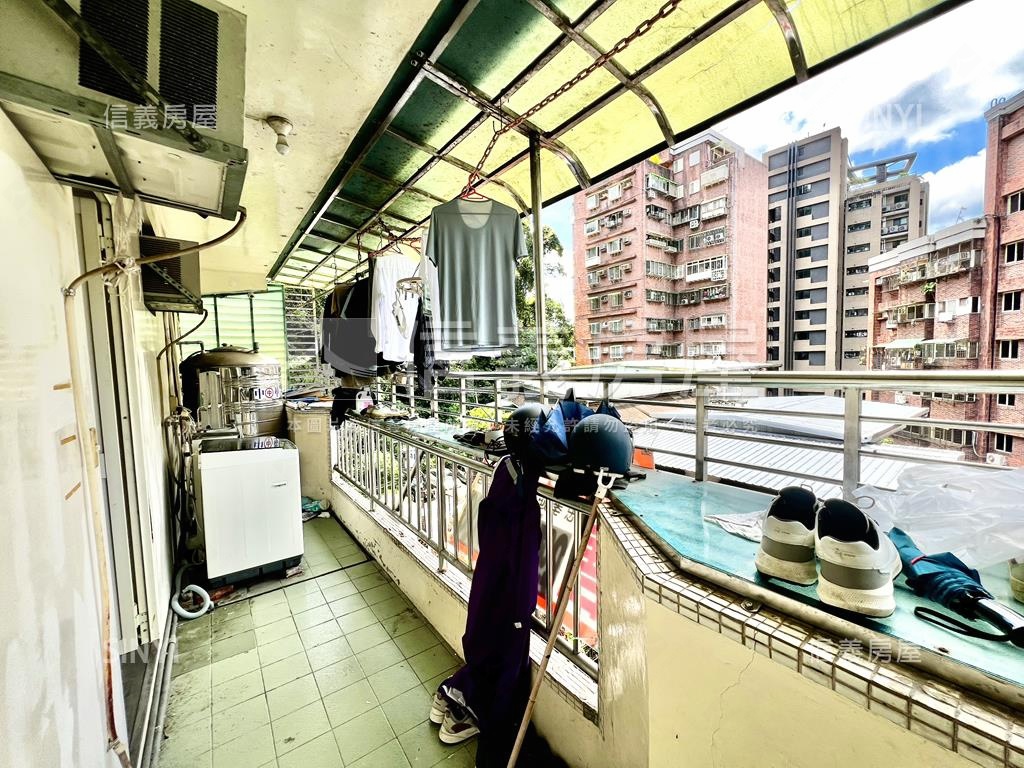 世新大學旁享退收益入財屋房屋室內格局與周邊環境