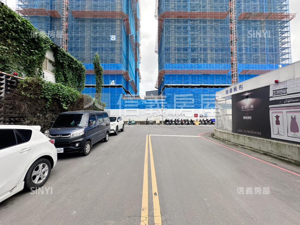 森治上上謙Ａ２棟房屋室內格局與周邊環境