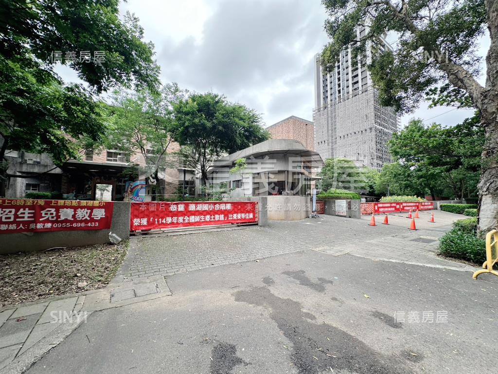 森治上上謙Ａ２棟房屋室內格局與周邊環境