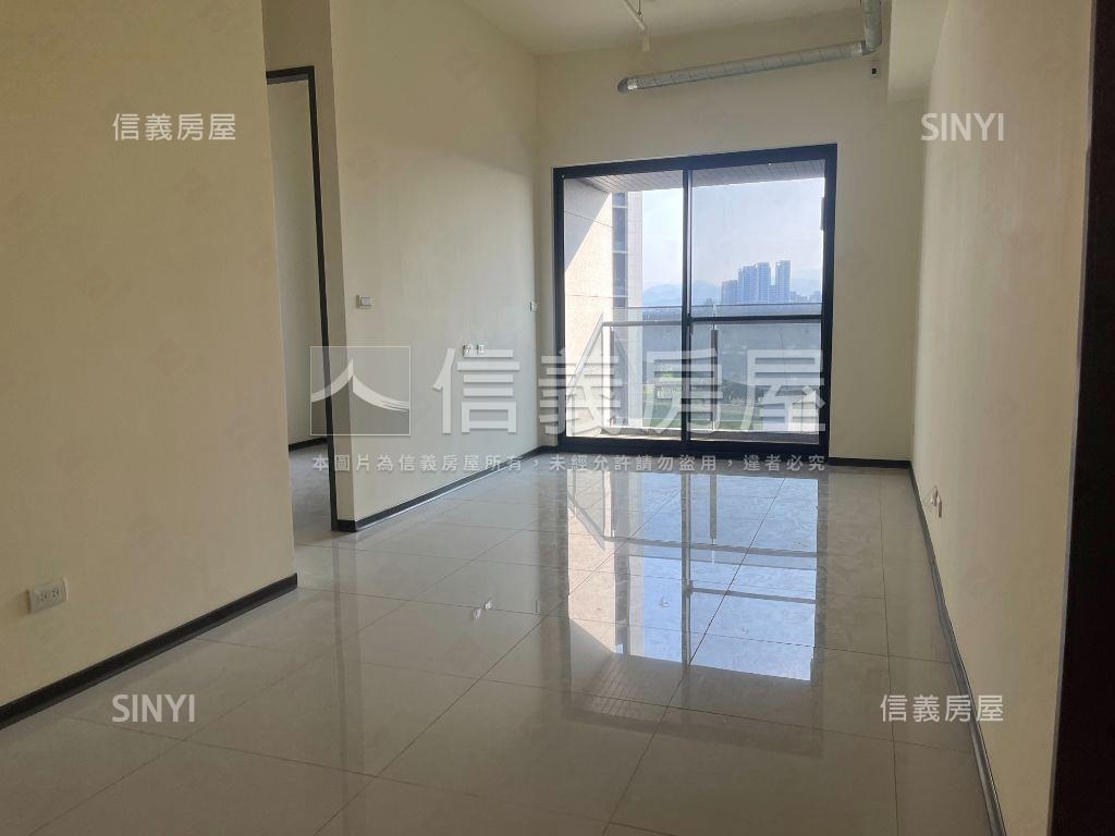 淳白質感三房車位房屋室內格局與周邊環境