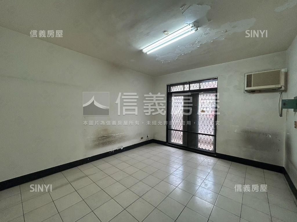 近綠園道大地坪稀有透天房屋室內格局與周邊環境