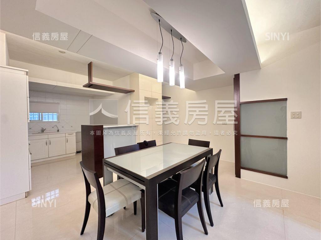 專任委託龍山透天房屋室內格局與周邊環境