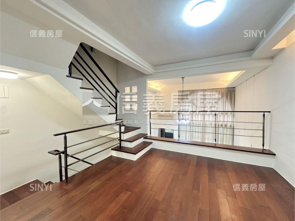 專任委託龍山透天房屋室內格局與周邊環境