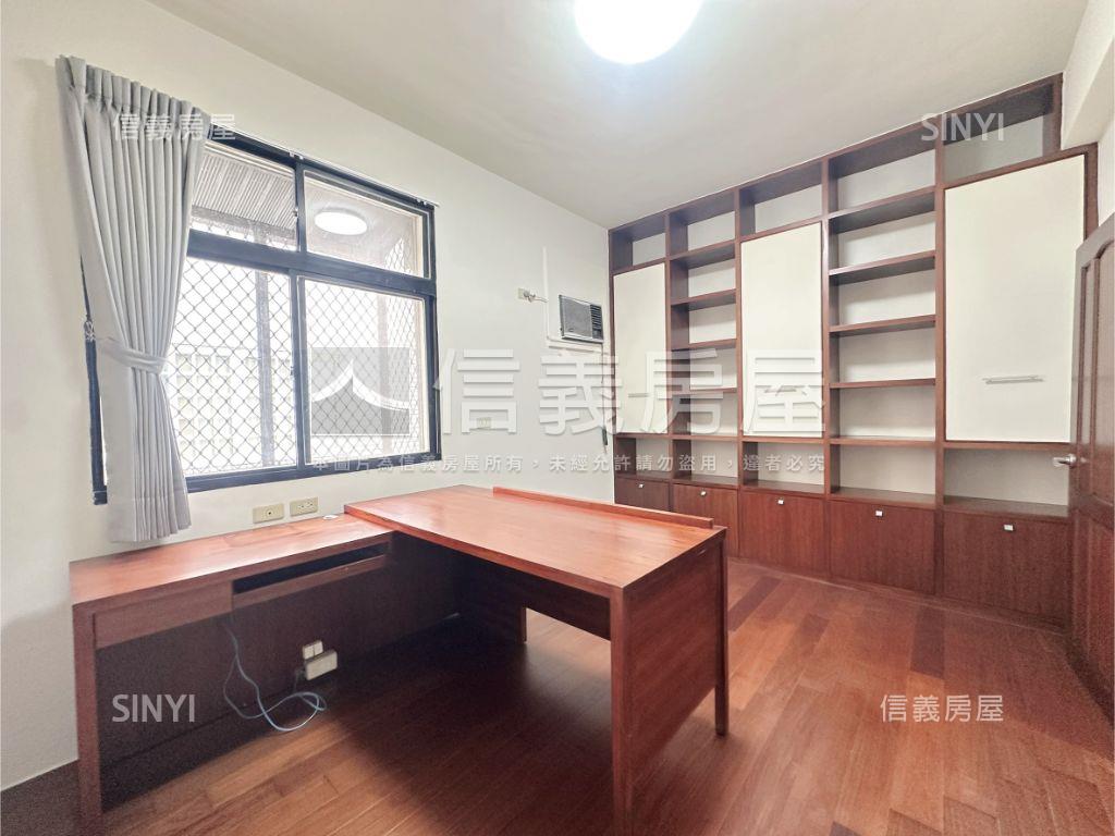 專任委託龍山透天房屋室內格局與周邊環境