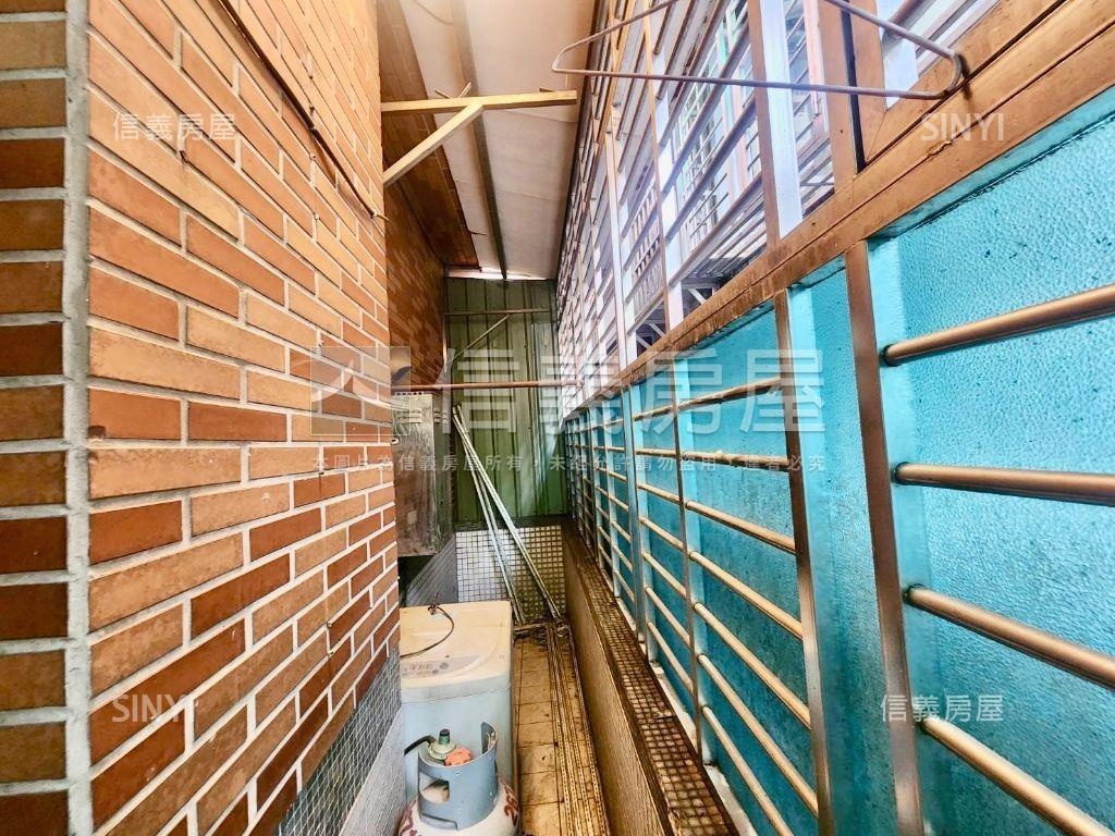 珍品★愛國路優質店面房屋室內格局與周邊環境