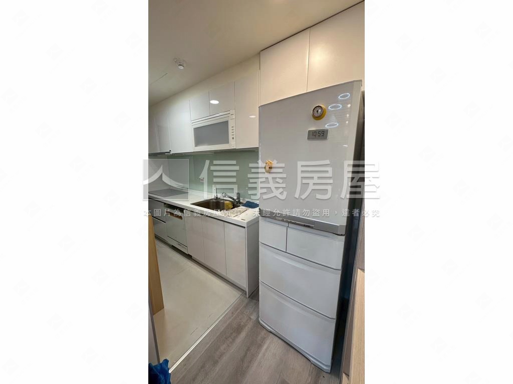 昆陽園邊間美三房附大坡平房屋室內格局與周邊環境