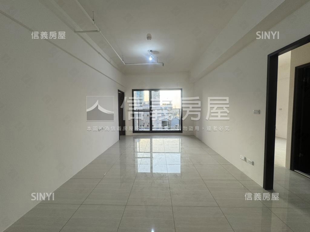 星玥灣海景３房平移車位房屋室內格局與周邊環境