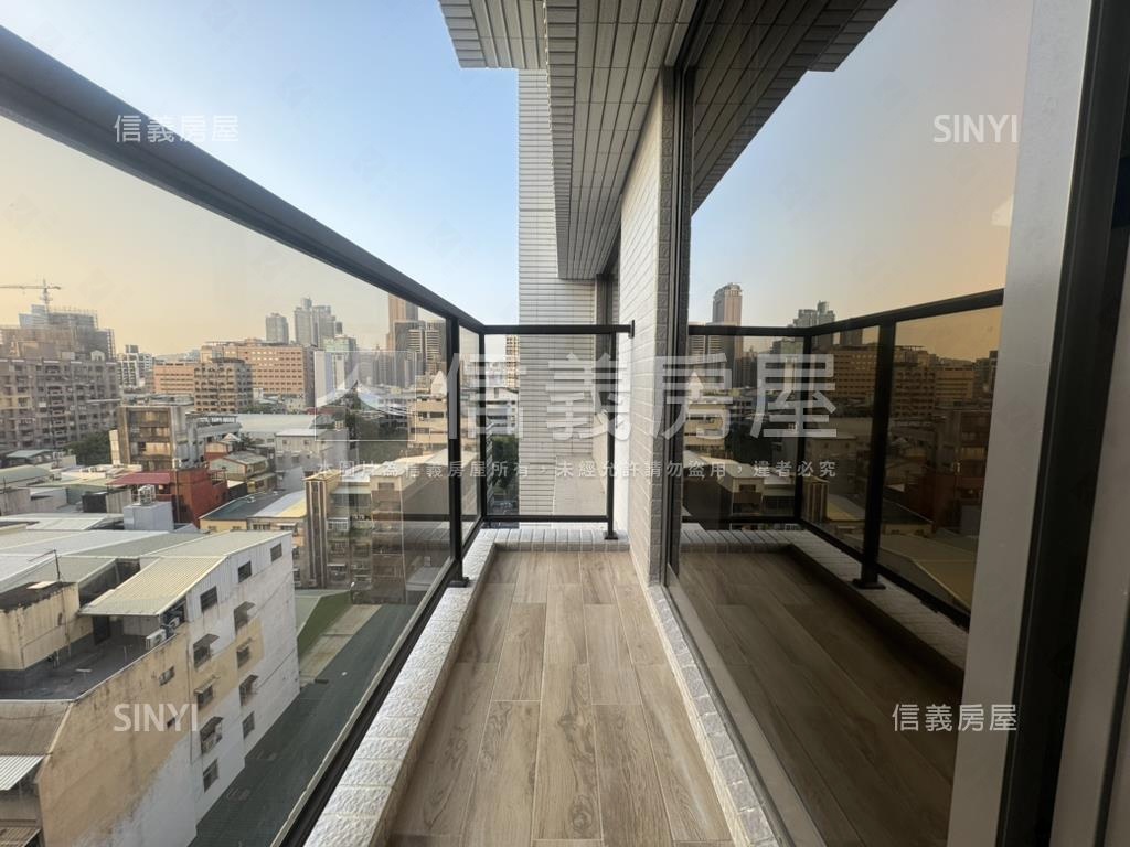 星玥灣海景３房平移車位房屋室內格局與周邊環境