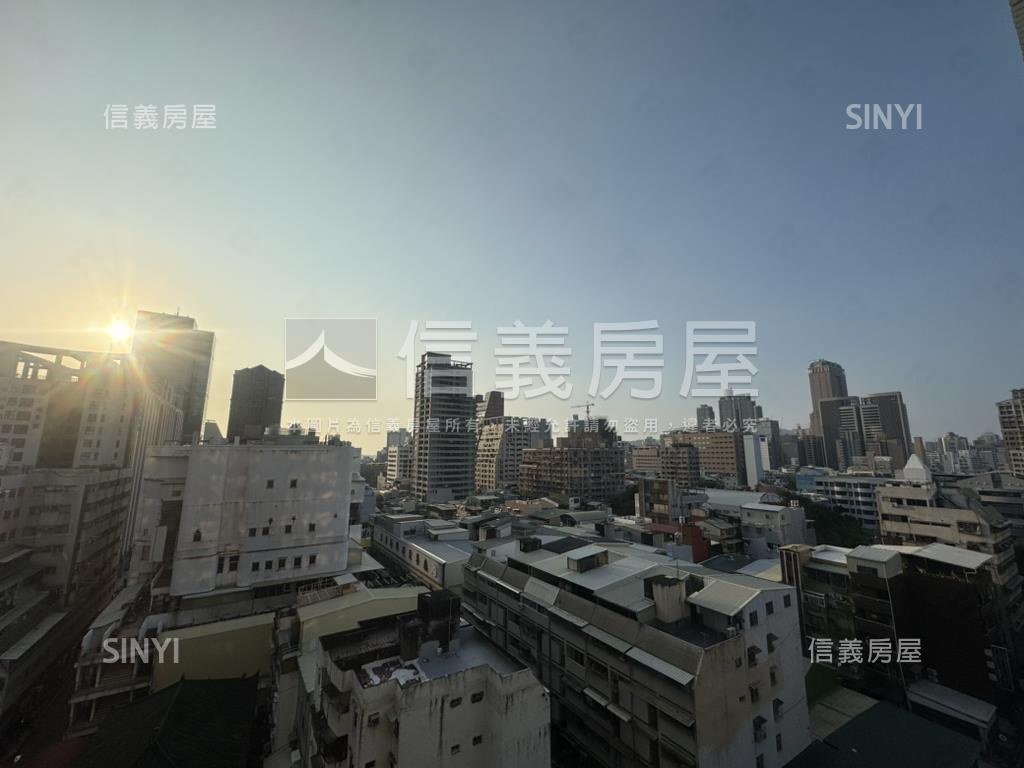 星玥灣海景３房平移車位房屋室內格局與周邊環境