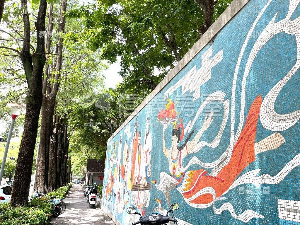 近中清捷運立人３房美屋房屋室內格局與周邊環境