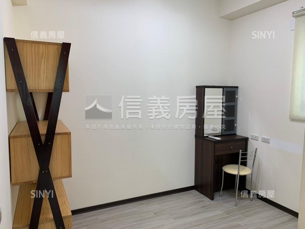 峰時代高樓採光兩房車位房屋室內格局與周邊環境