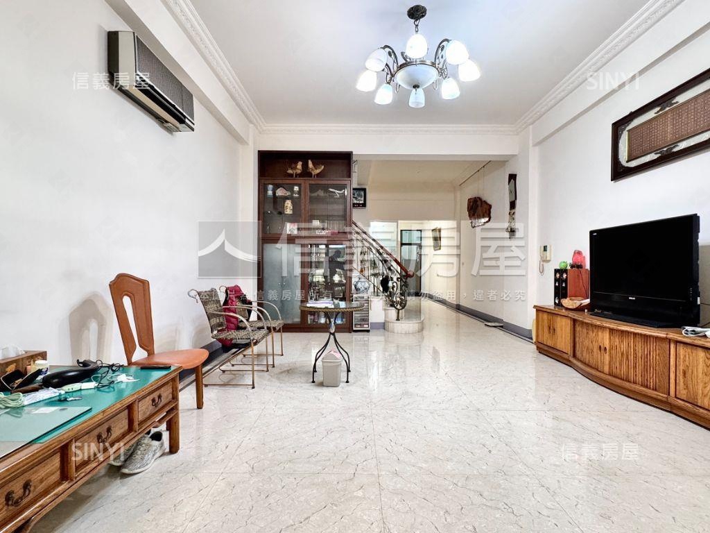 稀有！大地坪正路透天房屋室內格局與周邊環境