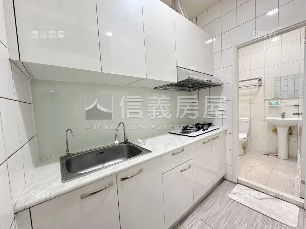 近文華高中捷運站一樓店面房屋室內格局與周邊環境