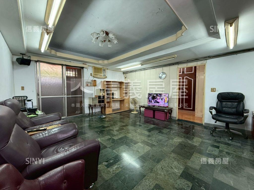 壹樓面公園近捷運大空間房屋室內格局與周邊環境