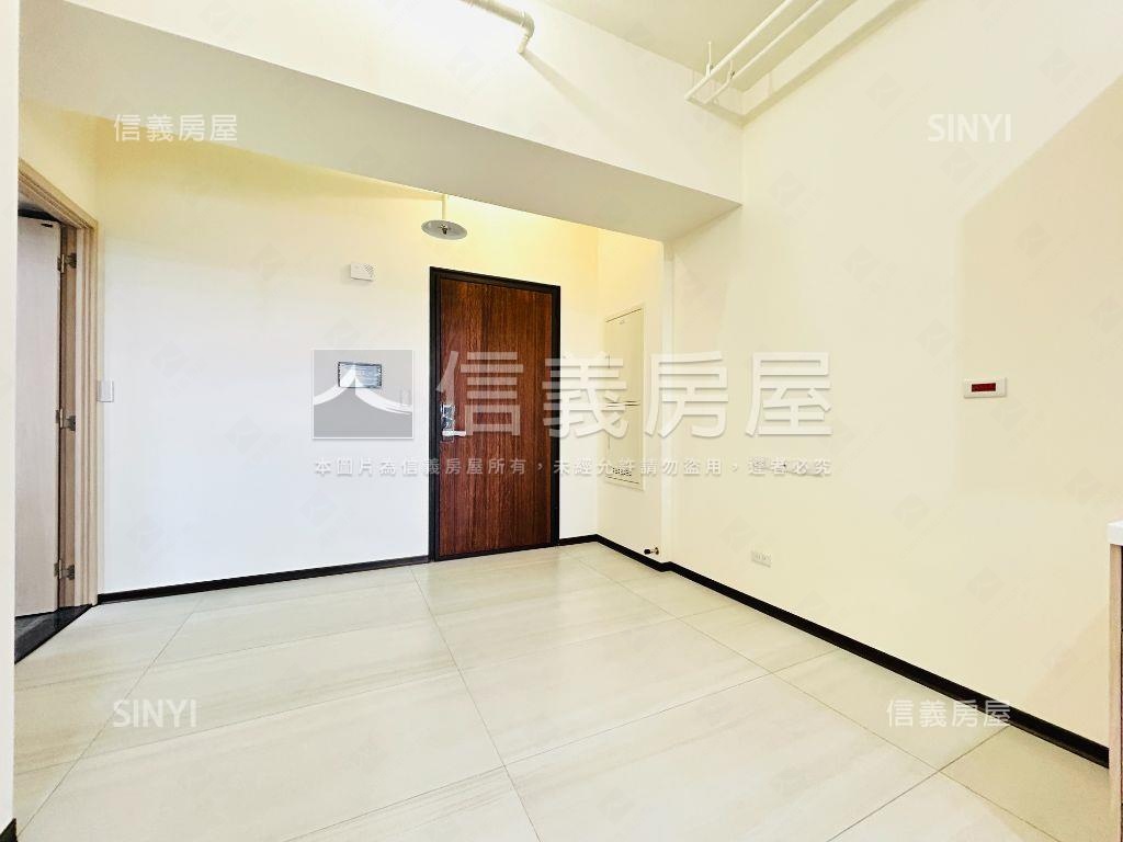 新碩兩房十四樓之１房屋室內格局與周邊環境