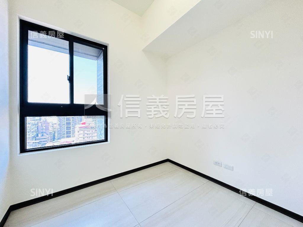 新碩兩房十四樓之１房屋室內格局與周邊環境