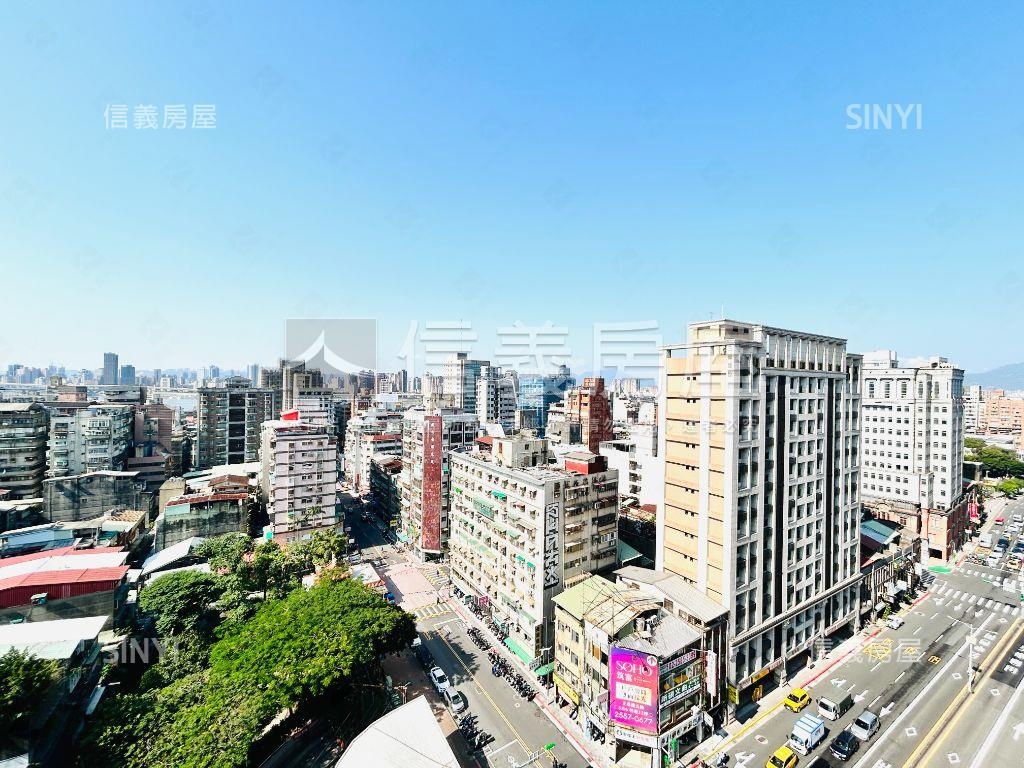 新碩兩房十四樓之１房屋室內格局與周邊環境