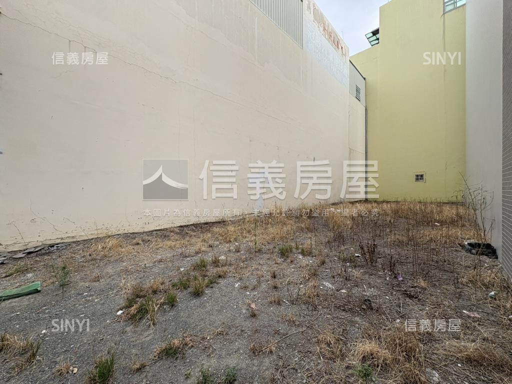 鄭仔寮｜面寬約６．７米地房屋室內格局與周邊環境