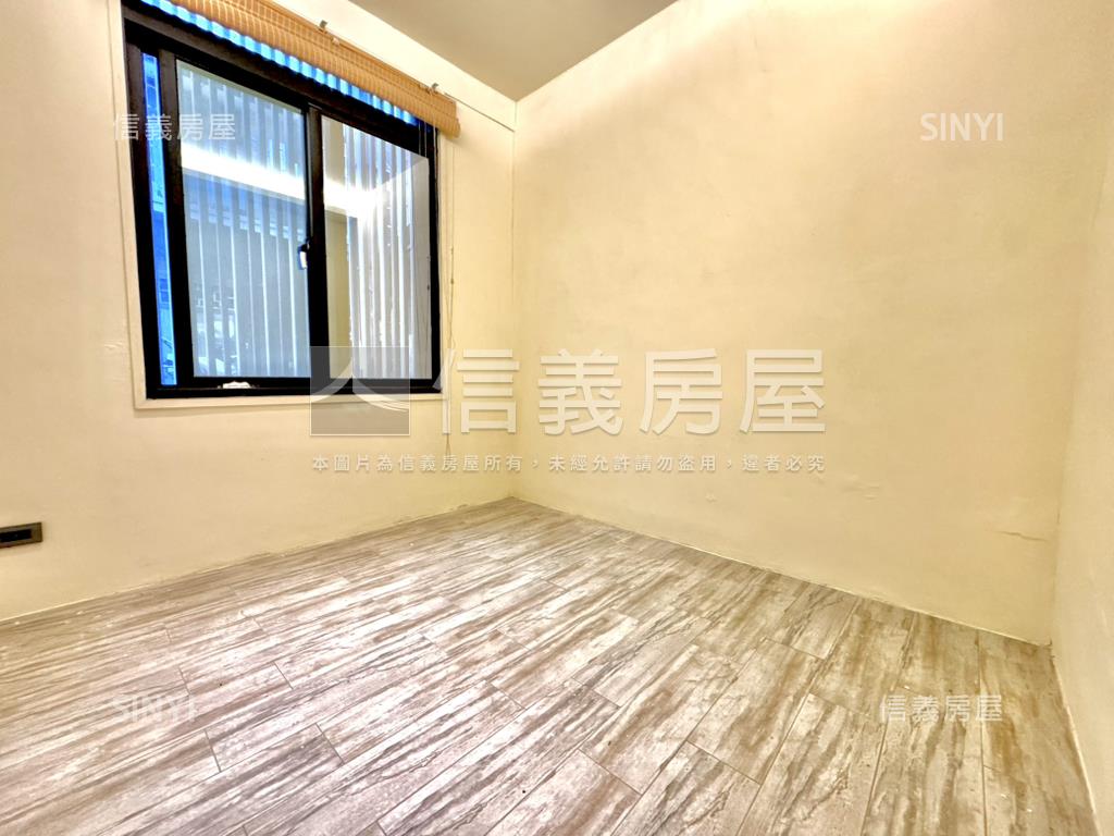 大里一期漂亮日式別墅房屋室內格局與周邊環境