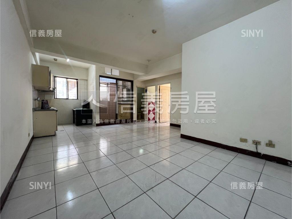低總價龍鳳世家三房珍藏宅房屋室內格局與周邊環境