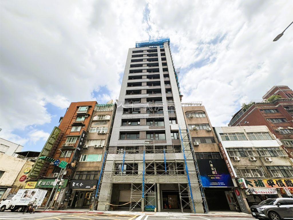 八德采邑６樓精品１房房屋室內格局與周邊環境