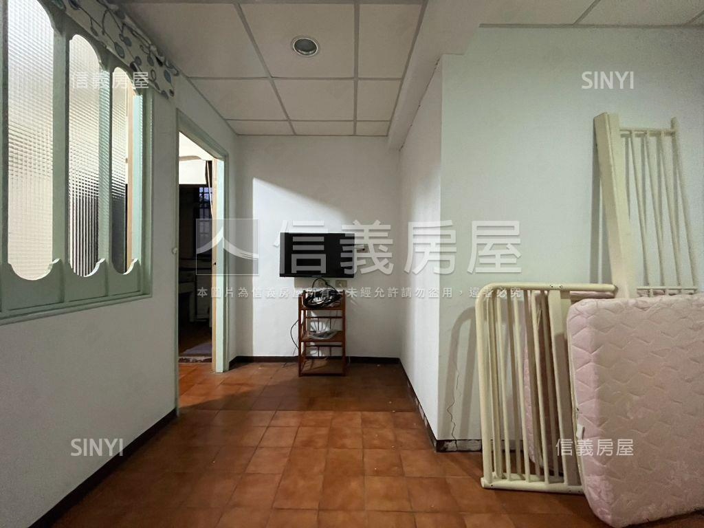 科技大樓靜巷明亮２樓美寓房屋室內格局與周邊環境