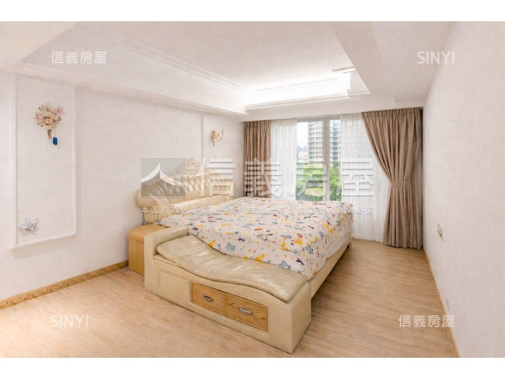 近捷運大空間兩房車位房屋室內格局與周邊環境