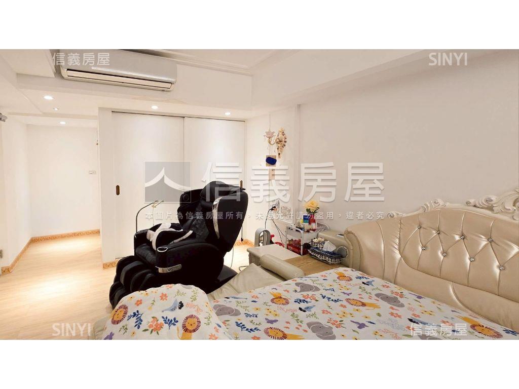 近捷運大空間兩房車位房屋室內格局與周邊環境