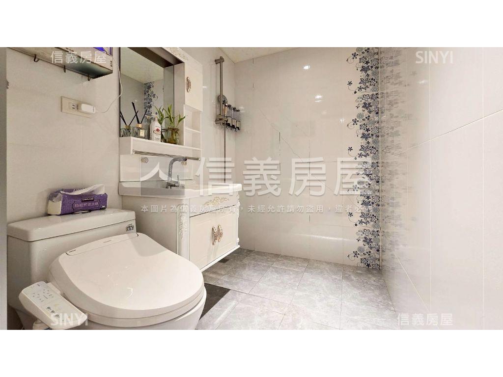 近捷運大空間兩房車位房屋室內格局與周邊環境