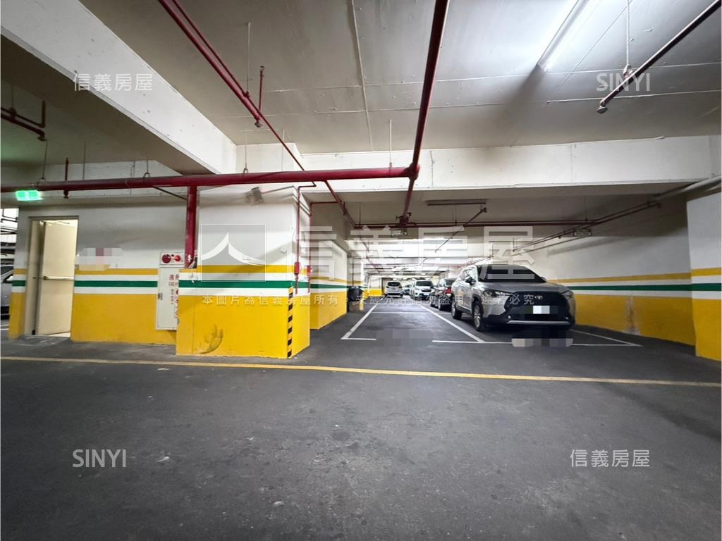景安捷運國小旁三房有車位房屋室內格局與周邊環境