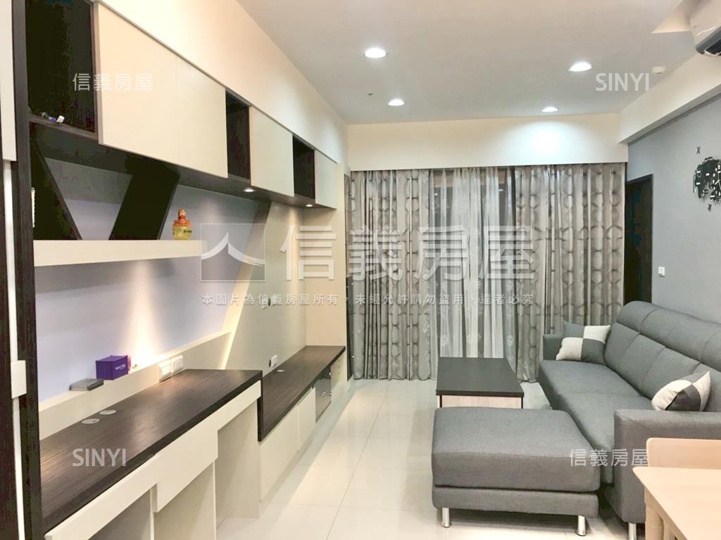 專任合康雲極兩房車位房屋室內格局與周邊環境