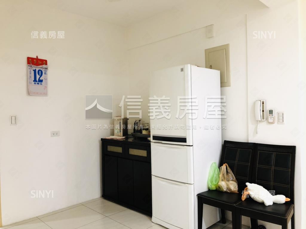 芝山方正巧築房屋室內格局與周邊環境