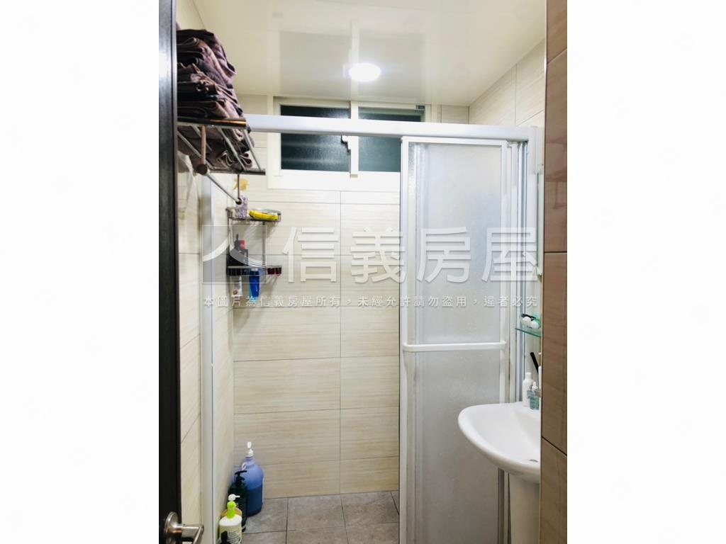 芝山方正巧築房屋室內格局與周邊環境