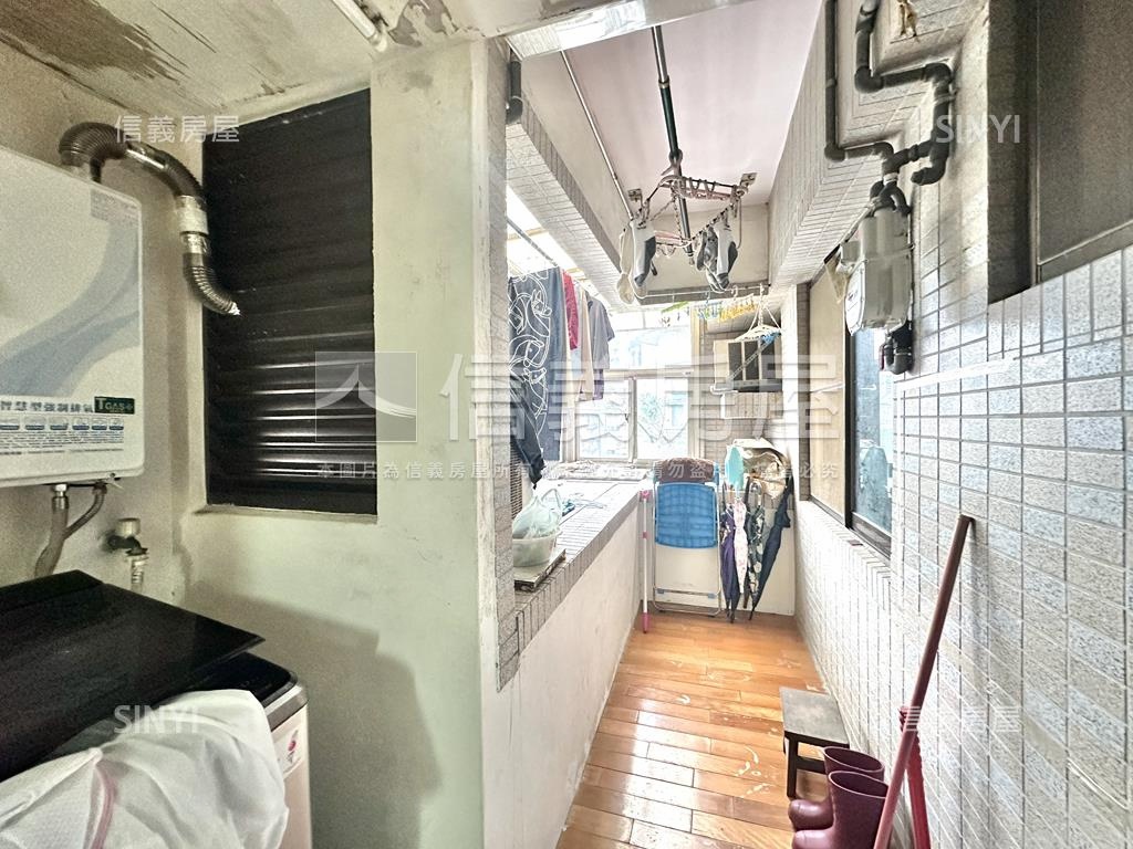 新接⭐看１０１⭐高樓美景房屋室內格局與周邊環境