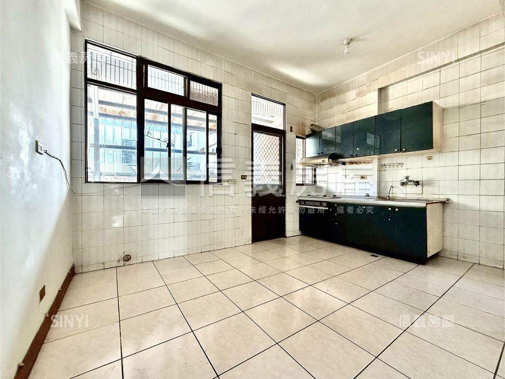 ☆獨家東山商圈美透天☆房屋室內格局與周邊環境