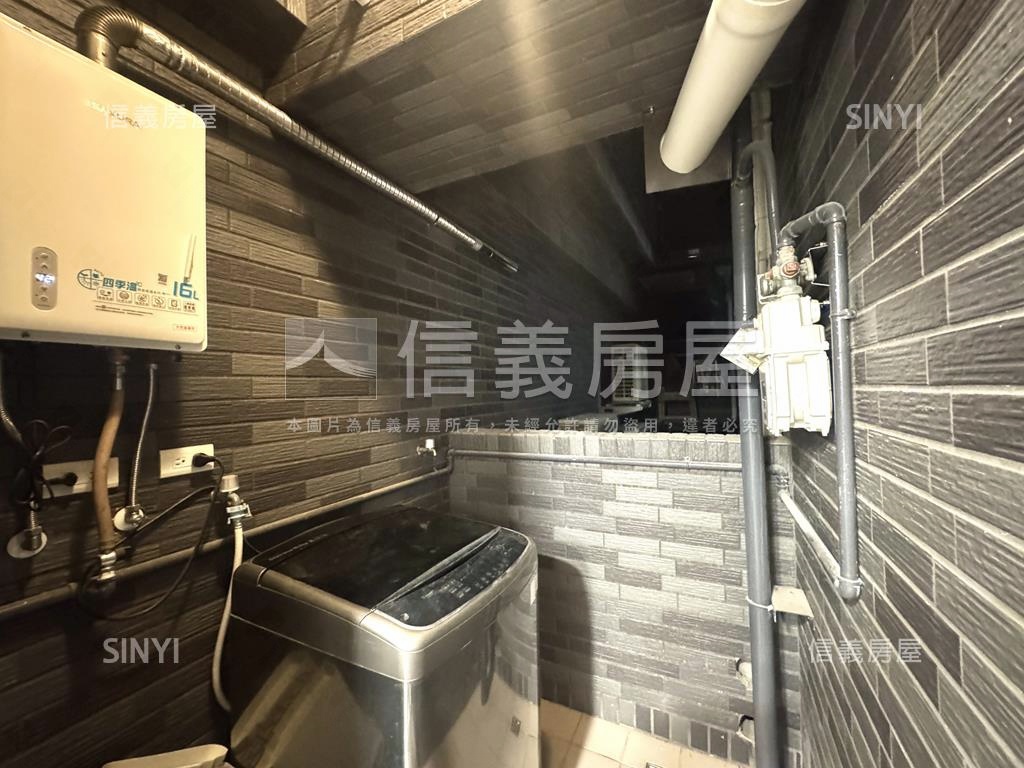Ａ７金捷市兩房兩衛附車位房屋室內格局與周邊環境
