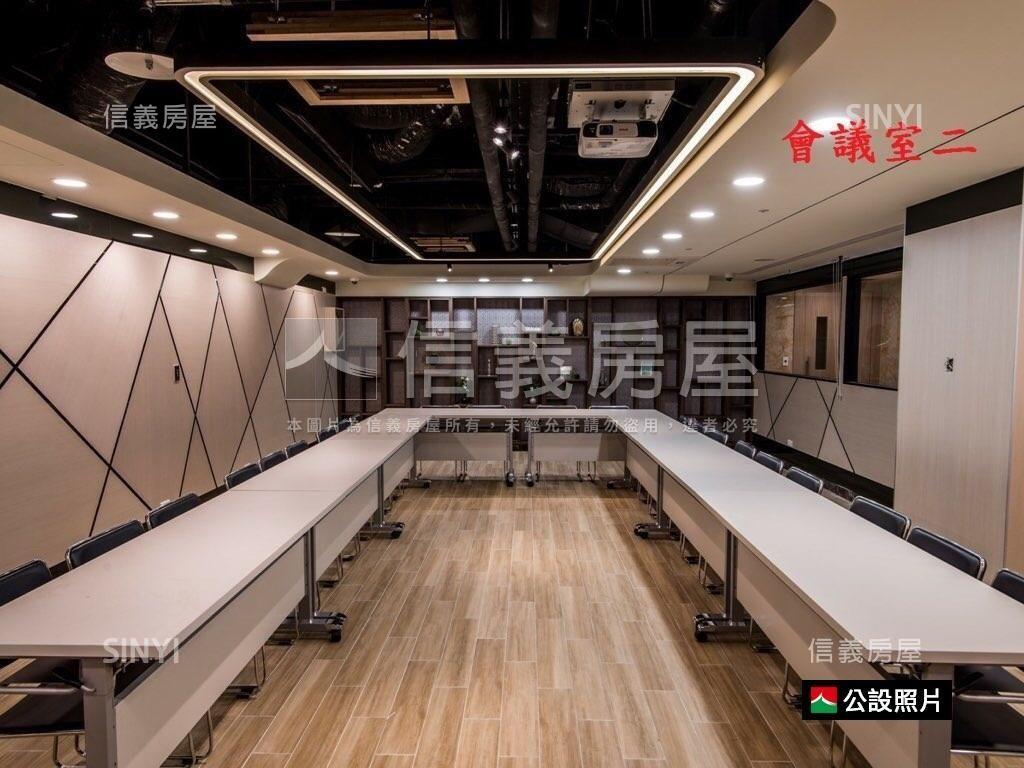 新巨蛋挑高景觀宅房屋室內格局與周邊環境