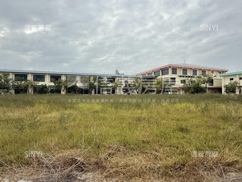 仁德中山路乙工地Ａ房屋室內格局與周邊環境