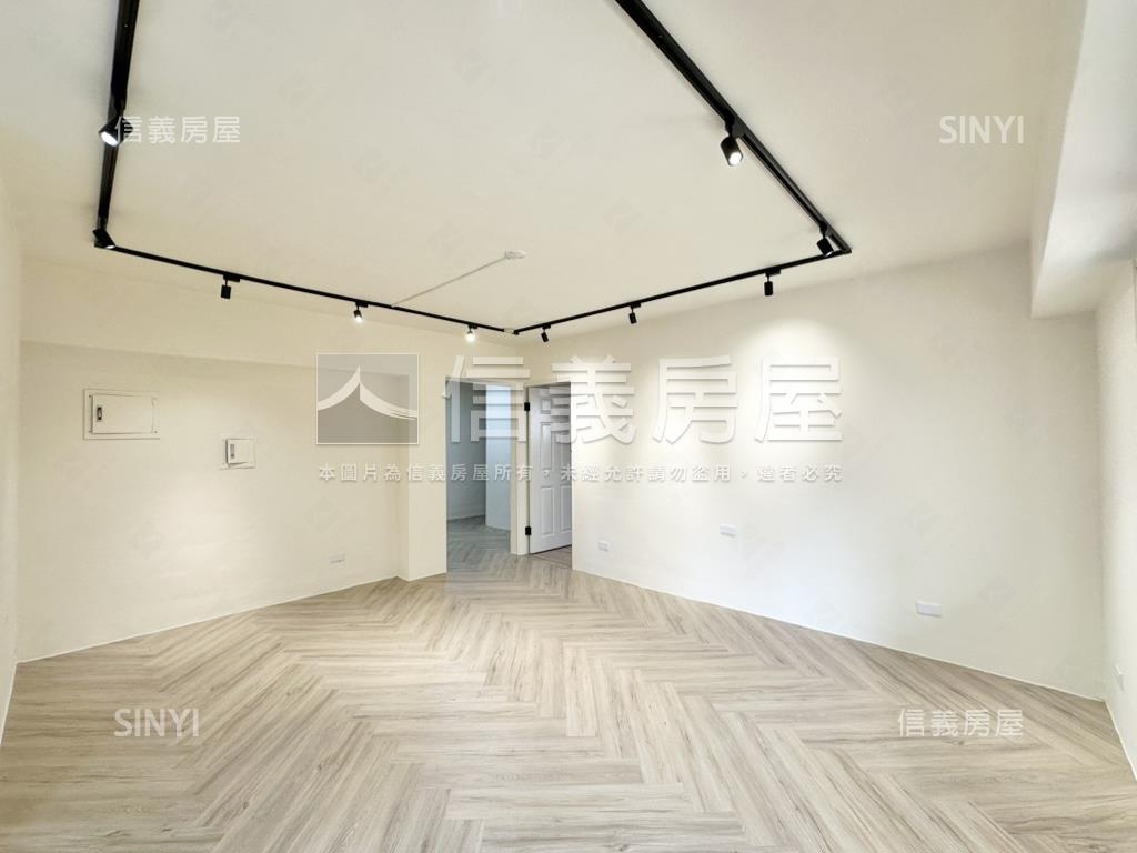興進綠園道。漂亮電梯三房房屋室內格局與周邊環境