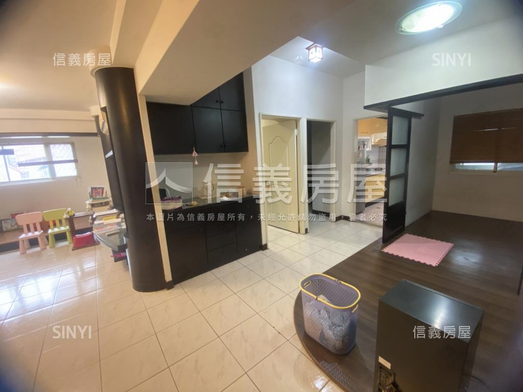 江翠捷運海德公園亮麗三房房屋室內格局與周邊環境