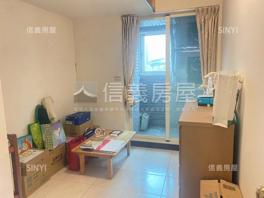 江翠捷運海德公園亮麗三房房屋室內格局與周邊環境