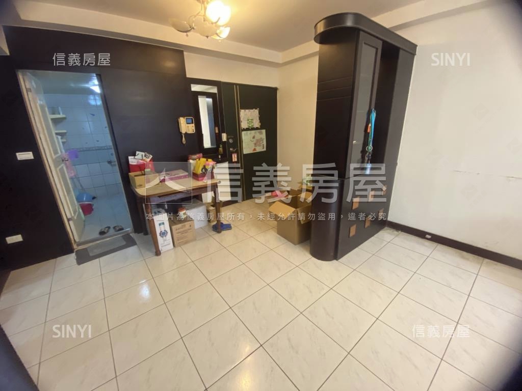 江翠捷運海德公園亮麗三房房屋室內格局與周邊環境