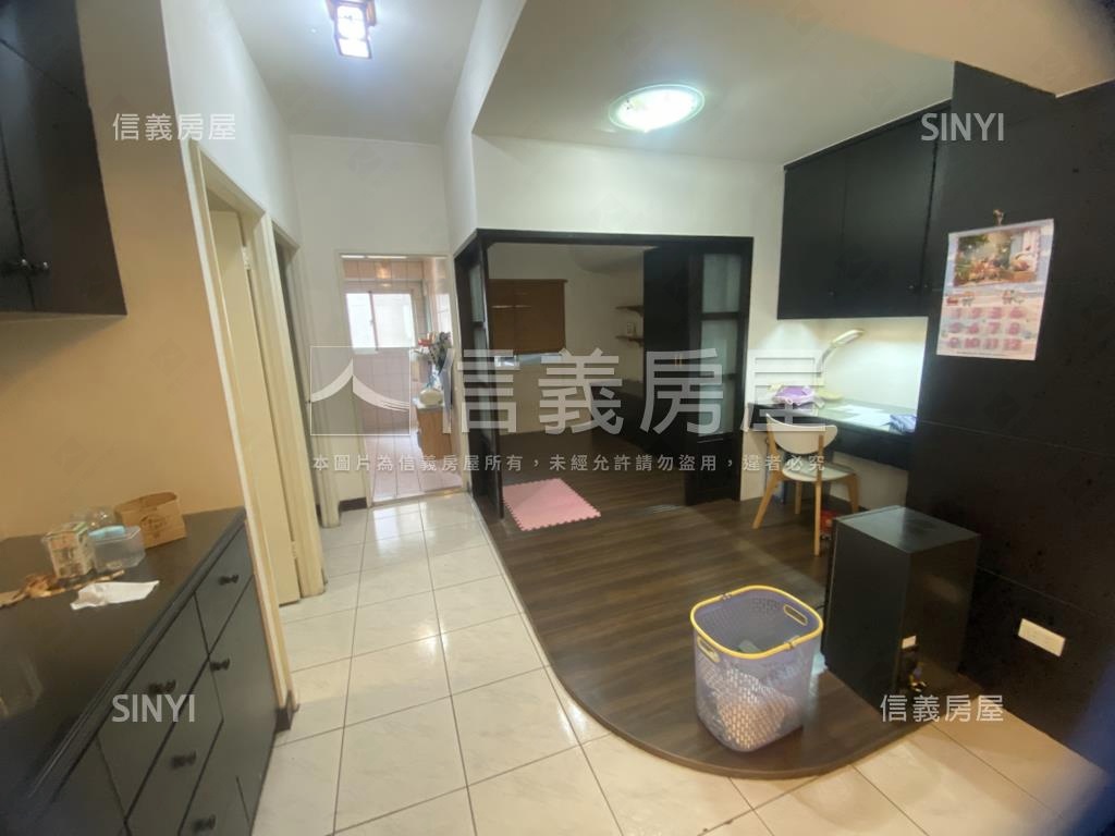 江翠捷運海德公園亮麗三房房屋室內格局與周邊環境