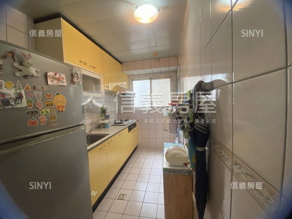 江翠捷運海德公園亮麗三房房屋室內格局與周邊環境